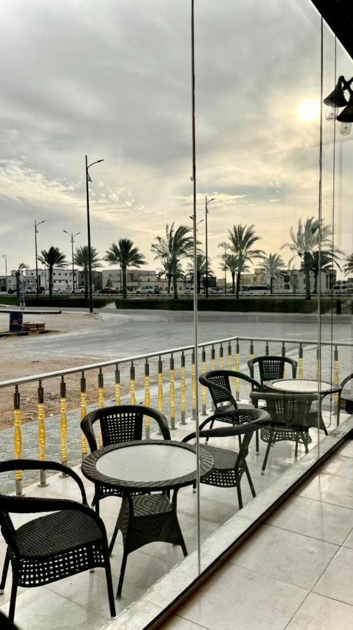 דוקם Asian Hotel מראה חיצוני תמונה