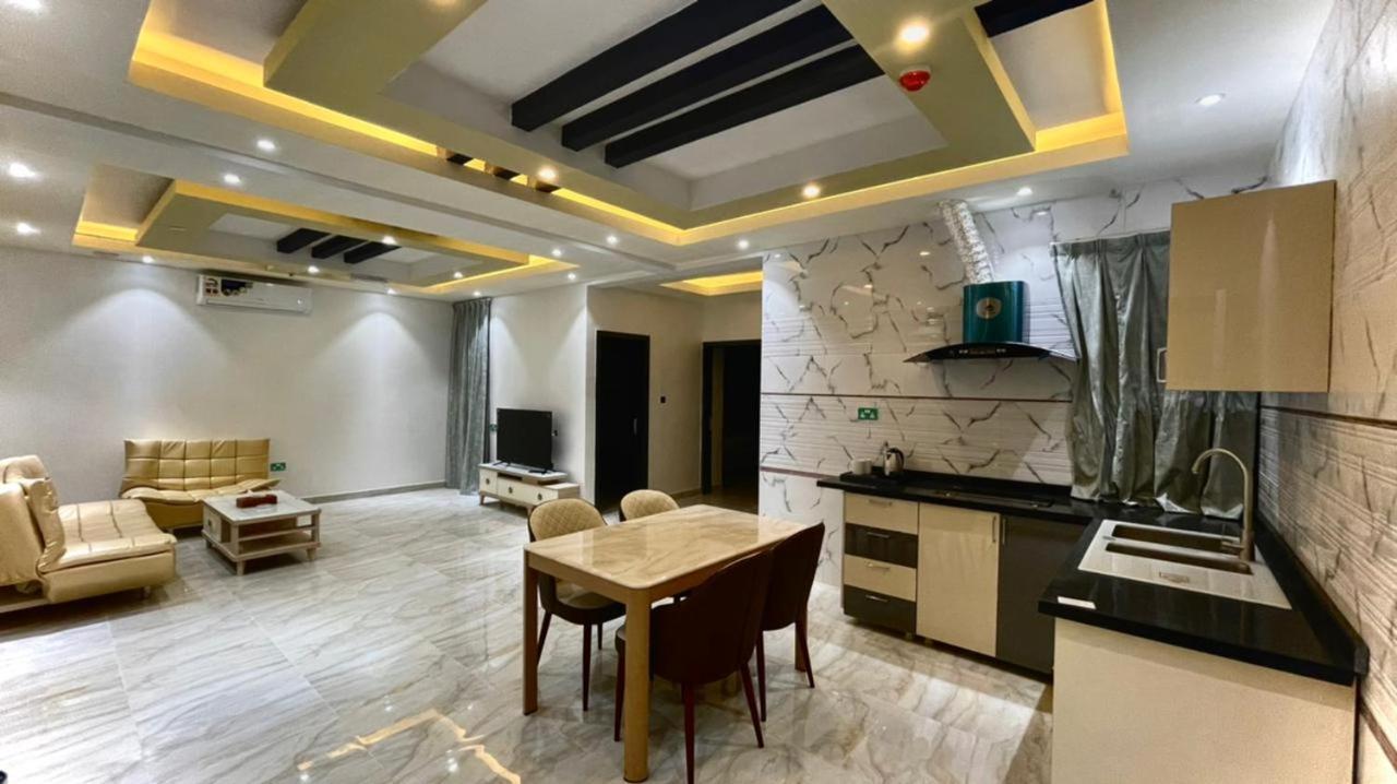 דוקם Asian Hotel מראה חיצוני תמונה