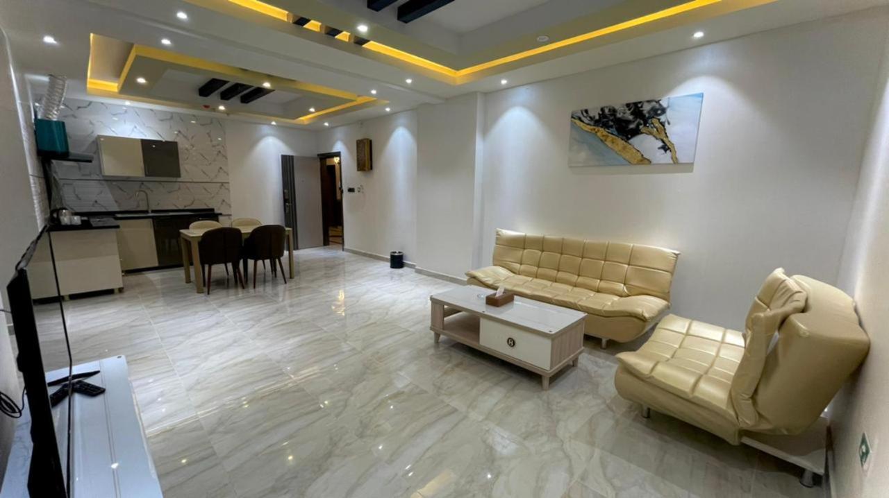 דוקם Asian Hotel מראה חיצוני תמונה